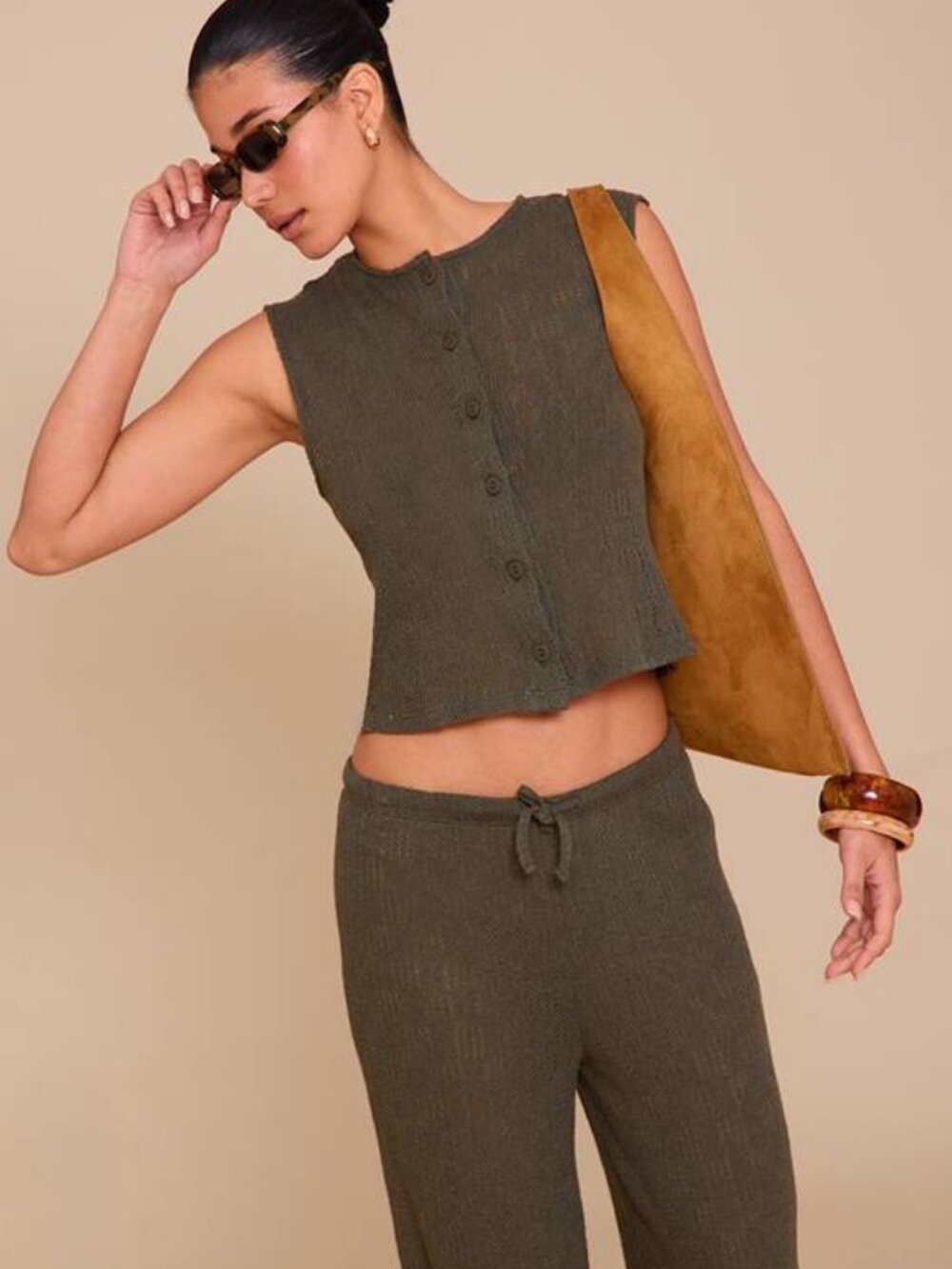 PrettyLittleThing Khaki Textured Button Vest & Wide Leg Pants Set - 4
